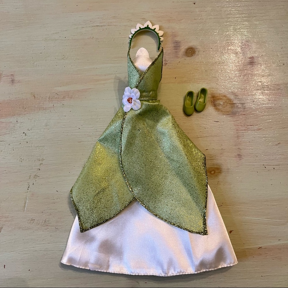 Disney Store Classic Tiana Doll Outfit Dress Crown Shoes Fits 10-12” Dolls New